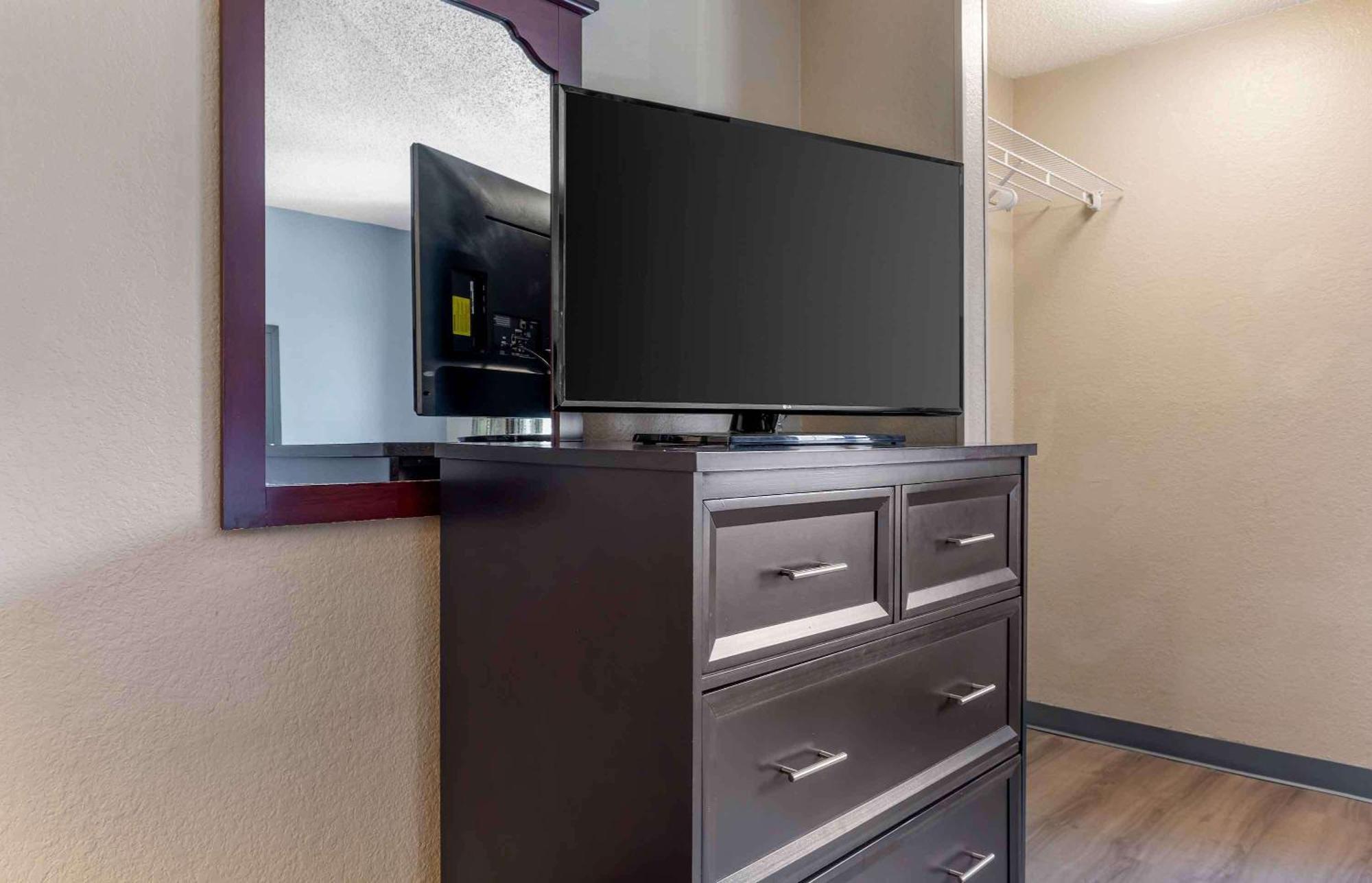 Extended Stay America Suites - Fort Worth - City View Exterior photo